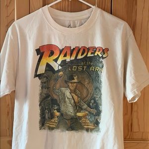 Rare Indiana Jones graphic t shirt Disney world